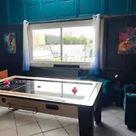 Casa vacanze La Vie La La - Maison Et Avec Piscine, Sauna Et Salle De Jeux Retournac