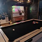 La Vie La La - Maison Et Avec Piscine, Sauna Et Salle De Jeux Retournac