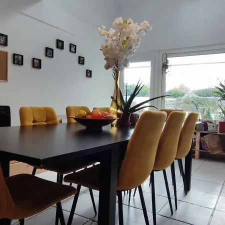 La Vie La La - Maison Et Avec Piscine, Sauna Et Salle De Jeux