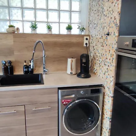 La Vie La La - Maison Et Avec Piscine, Sauna Et Salle De Jeux