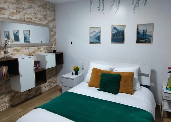 La Vie La La - Maison Et Avec Piscine, Sauna Et Salle De Jeux Retournac