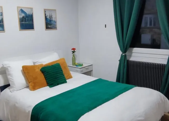 La Vie La La - Maison Et Avec Piscine, Sauna Et Salle De Jeux Nyaraló Retournac