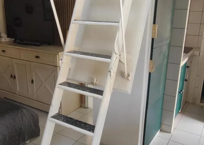 Vakantiehuis La Vie La La - Maison Et Avec Piscine, Sauna Et Salle De Jeux